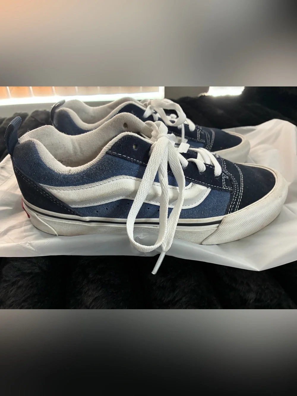 Women’s Vans Knu-Skool Navy White Sneakers Size 7.5